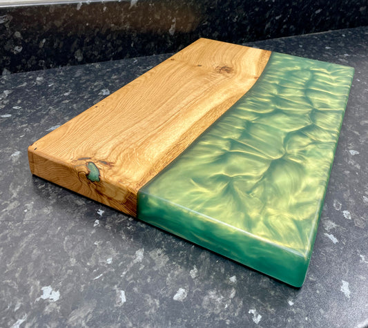 Oak & Green Resin Serving Board (Str-1223)