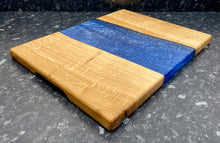 Load image into Gallery viewer, Oak &amp; Blue Resin &quot;Stream&quot; Serving Board (Str-1171)
