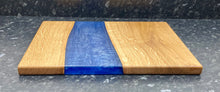 Load image into Gallery viewer, Oak &amp; Blue Resin &quot;Stream&quot; Serving Board (Str-1168)
