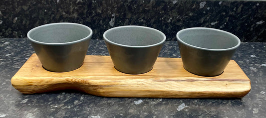 Serving Board with 3 x 11cm Carbon conical bowls (3Con-1204)